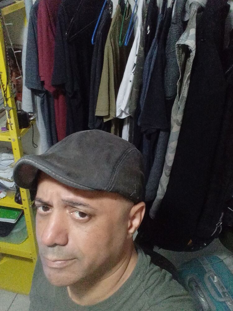  -,   Ale, 49 ,   ,   