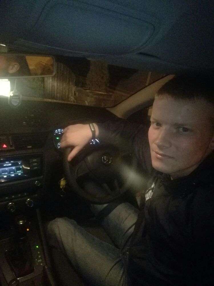  48900166  , 32 ,    
