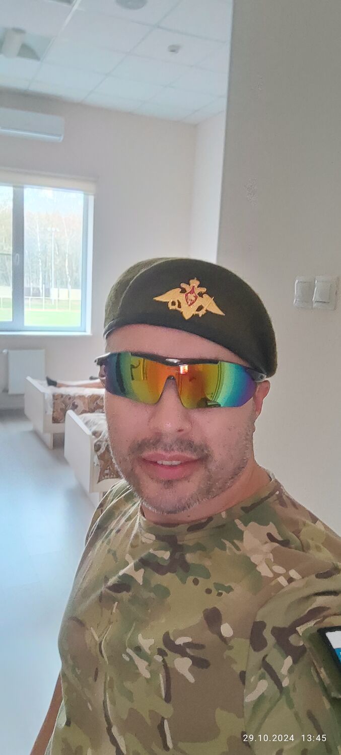  --,   , 44 ,   c 