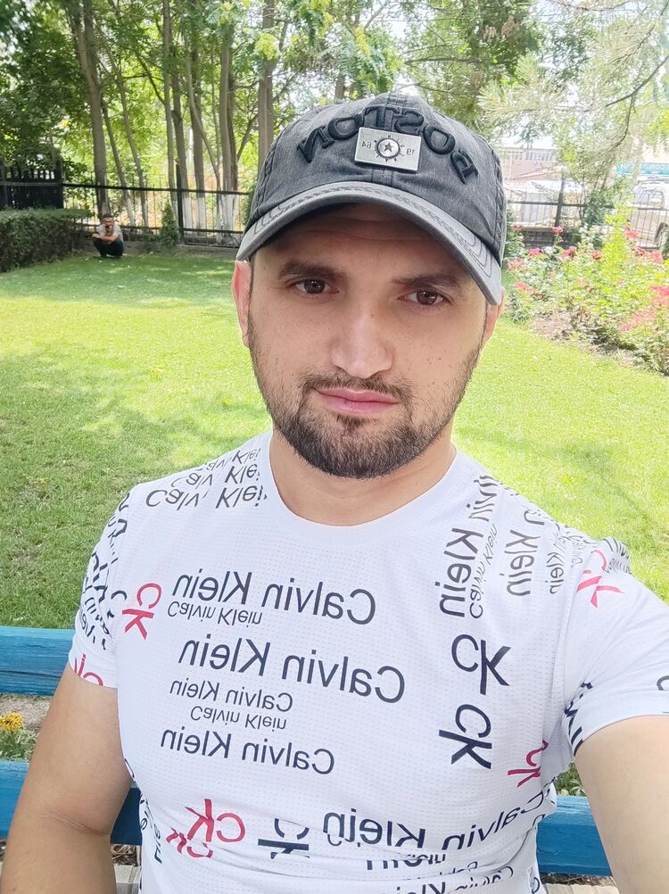  ,   Halil, 34 ,   ,   