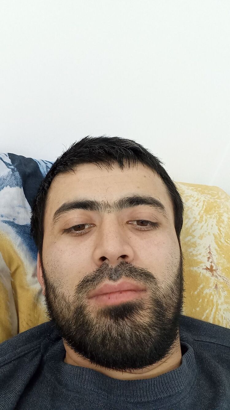  30079876  Izzat, 35 ,    