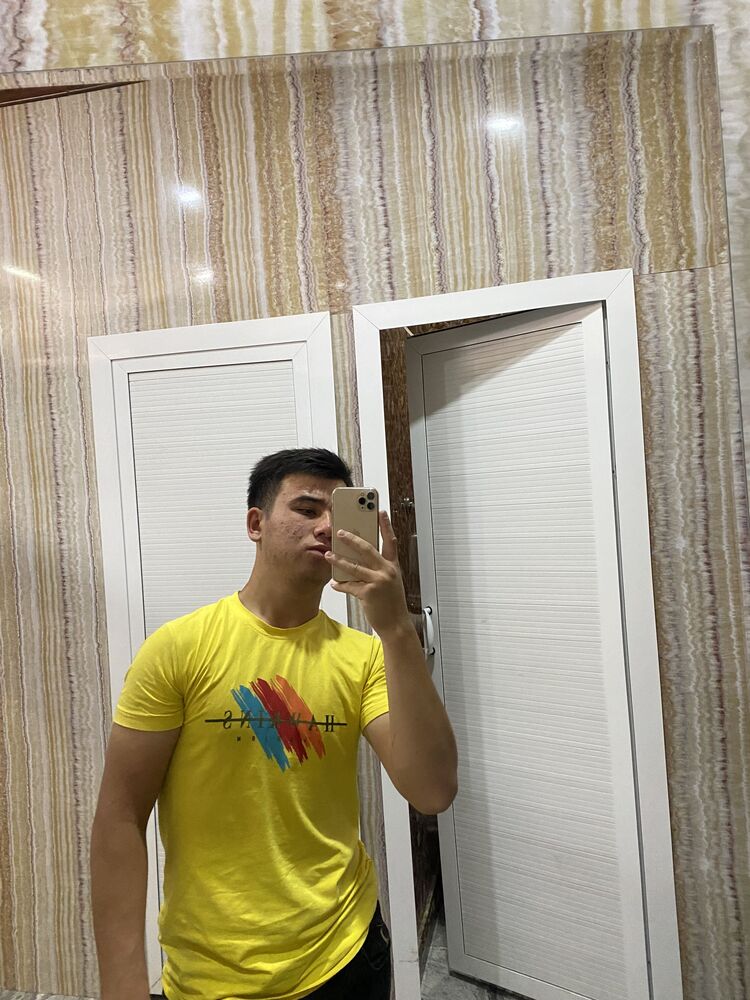  38220476  HojiAkbar, 20 ,    