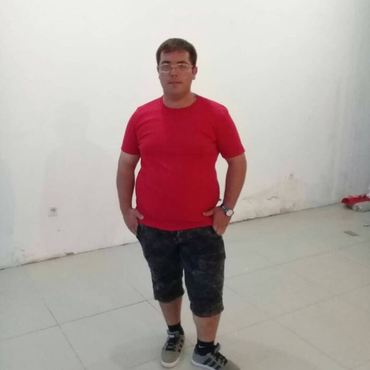  ,   Mamuka, 35 ,   ,   , c , 
