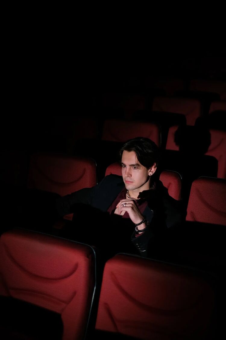  51530956  Georgy, 22 ,    