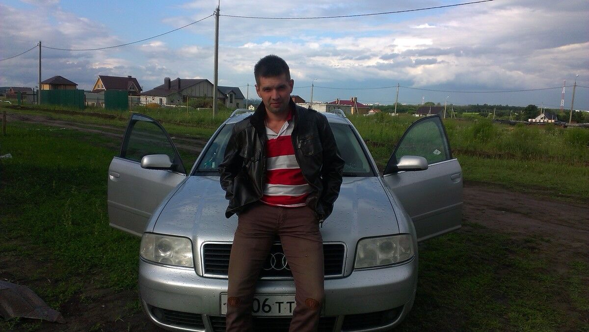  5604196  Andrey, 39 ,    