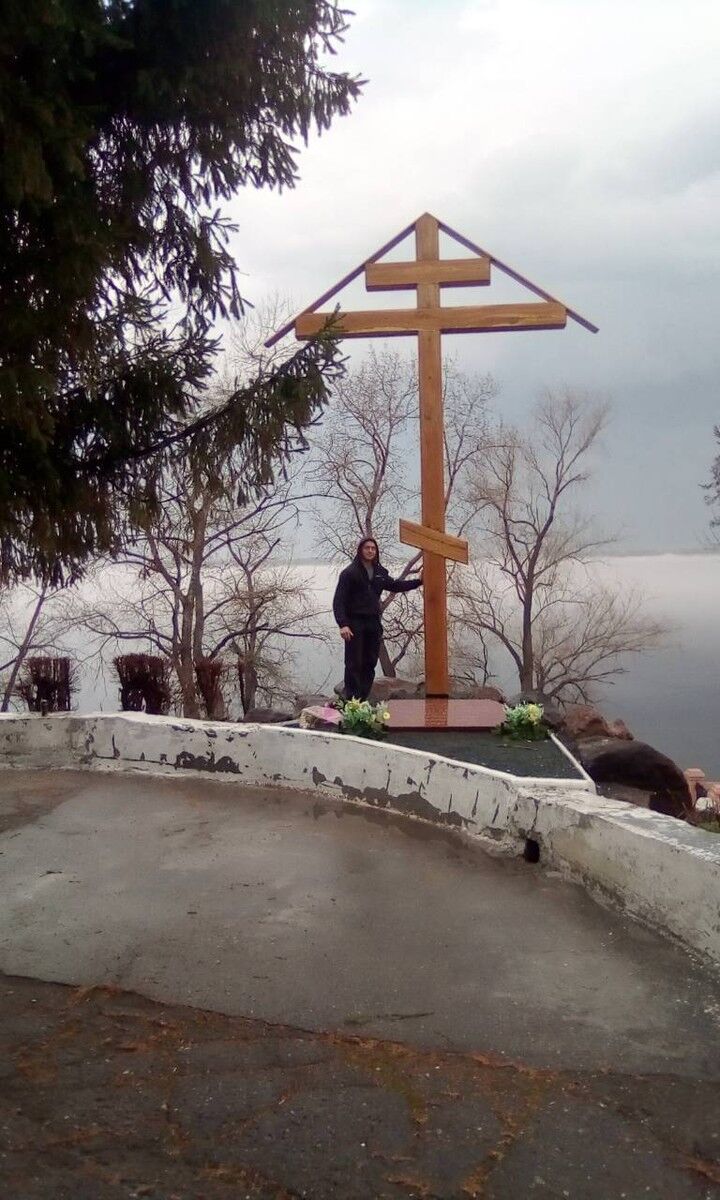 12136006  , 37 ,    