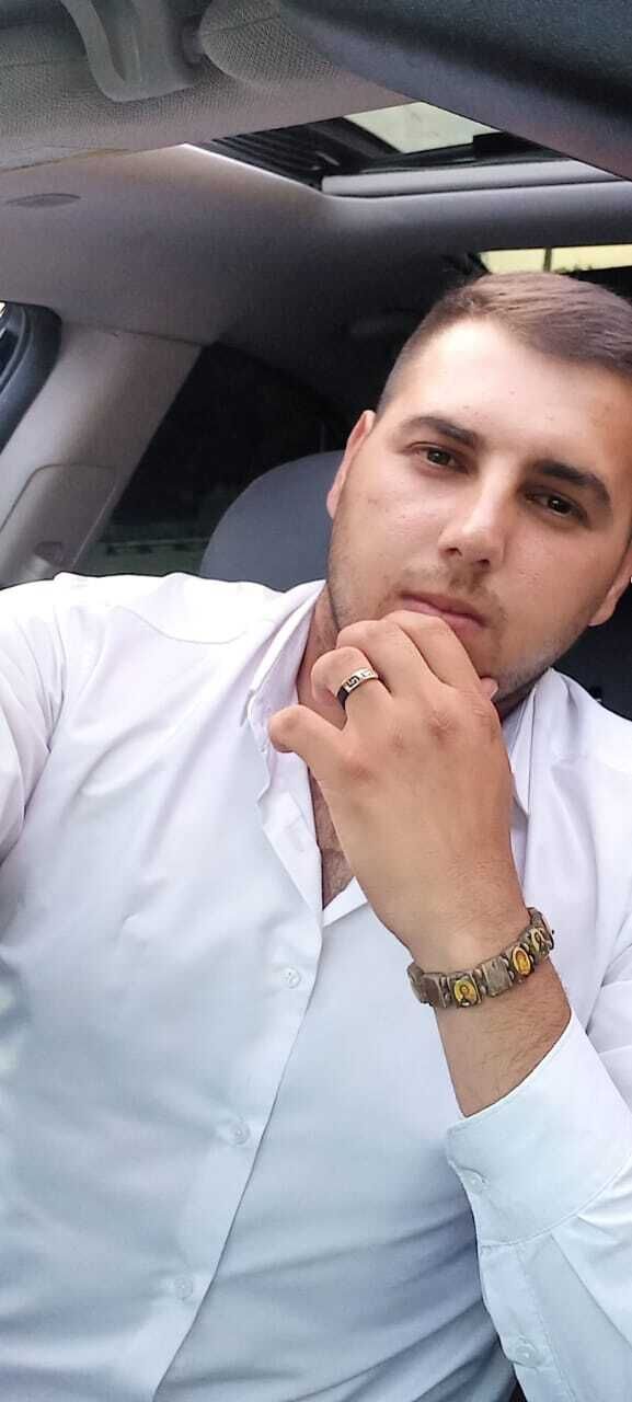  33298586  , 28 ,    