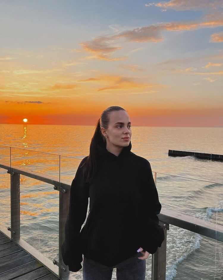  ,   , 24 ,   c 