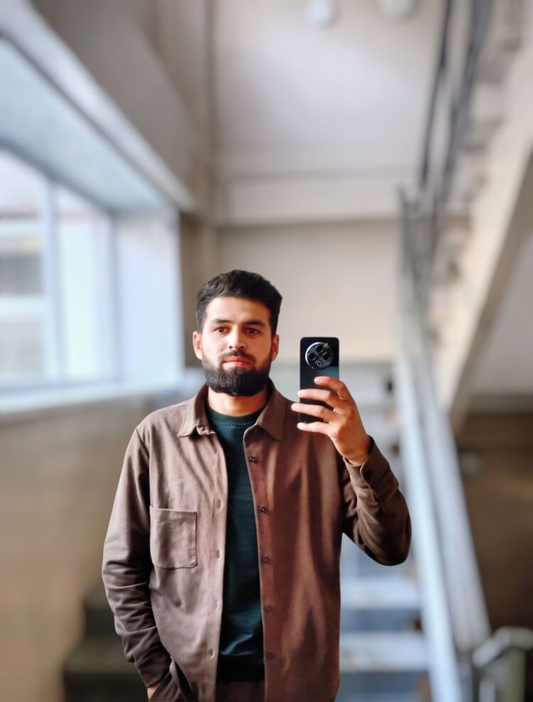  54122066  Roma, 25 ,    