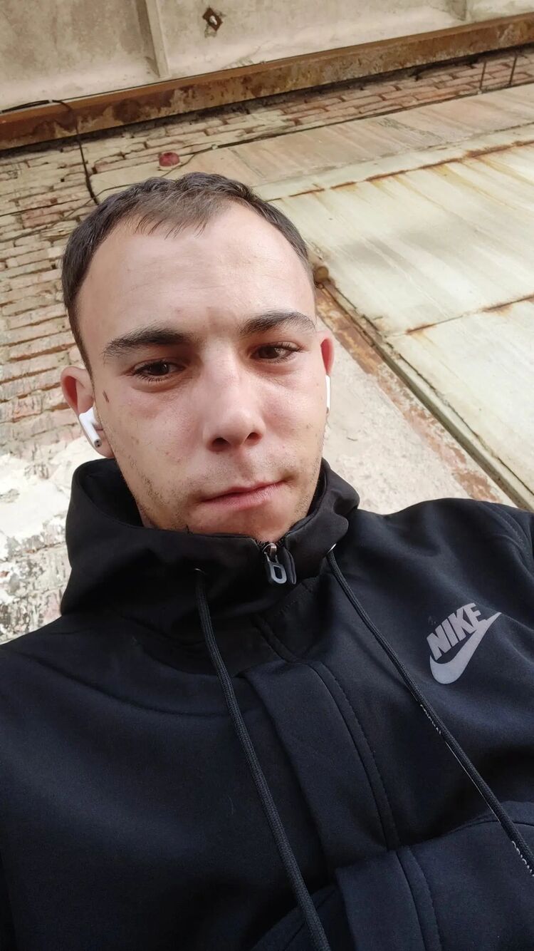  46935536  , 26 ,    