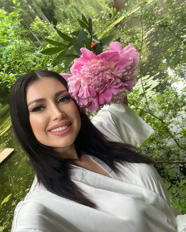  53414696  Anna, 35 ,    Casteleiro