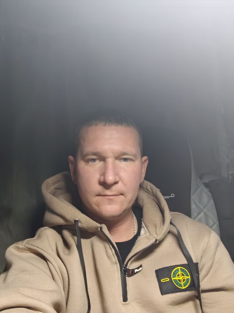  41764126  , 37 ,    