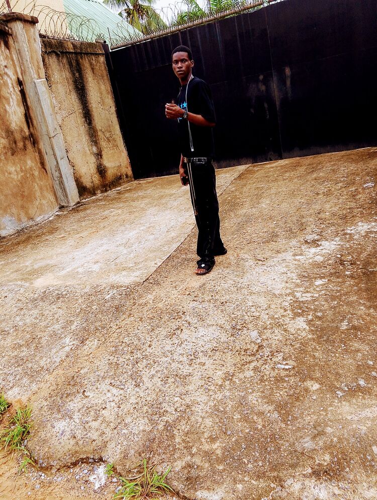  44931626  Kelvin Lucas, 25 ,    Charenton-Le-Pont