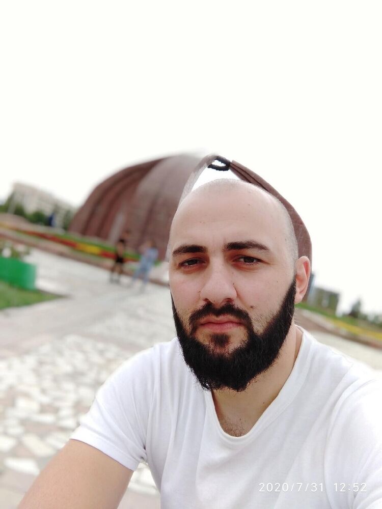  31436656  Ismail, 33 ,    