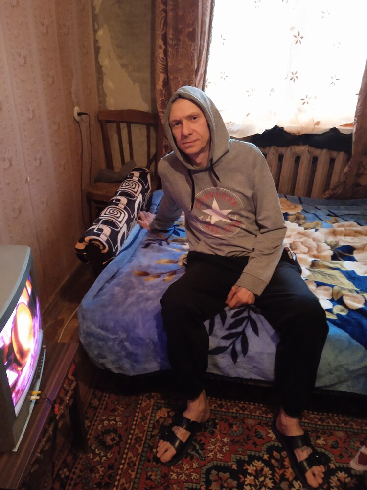 ,   , 52 ,   
