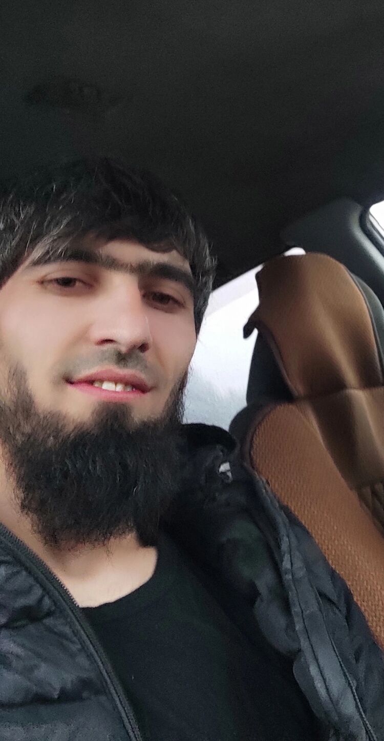  ,   AbuRamall, 32 ,   ,   