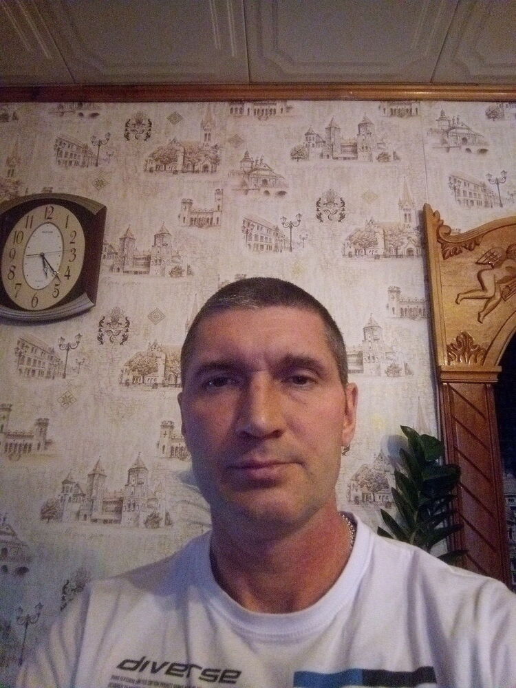  15306986  , 43 ,    