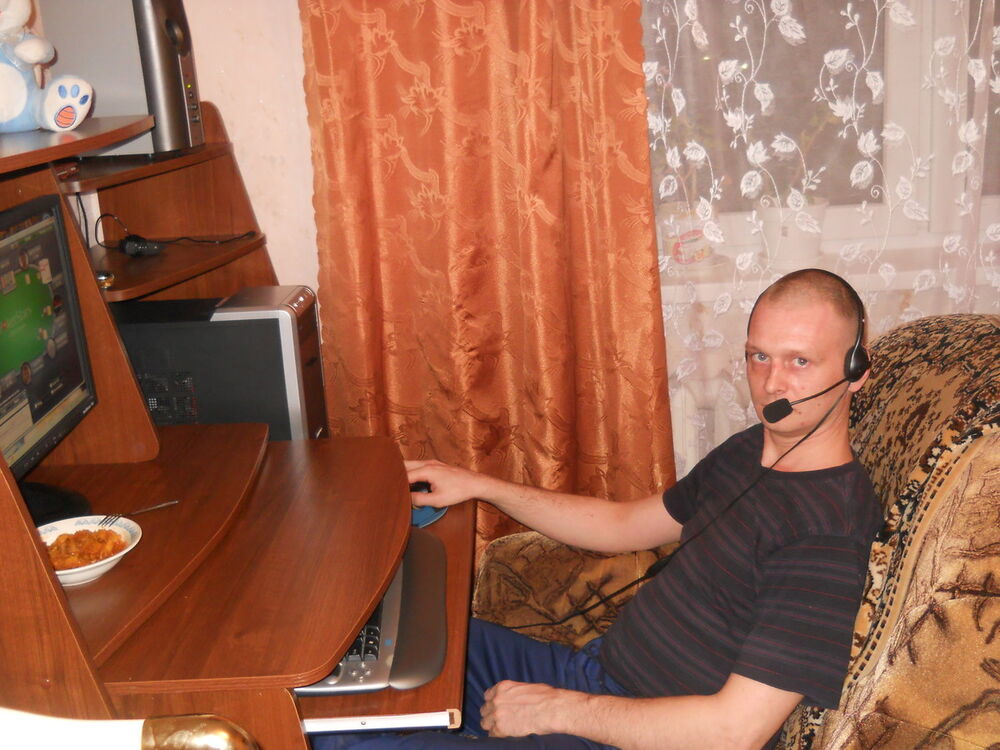  4755426  Ilya, 42 ,    