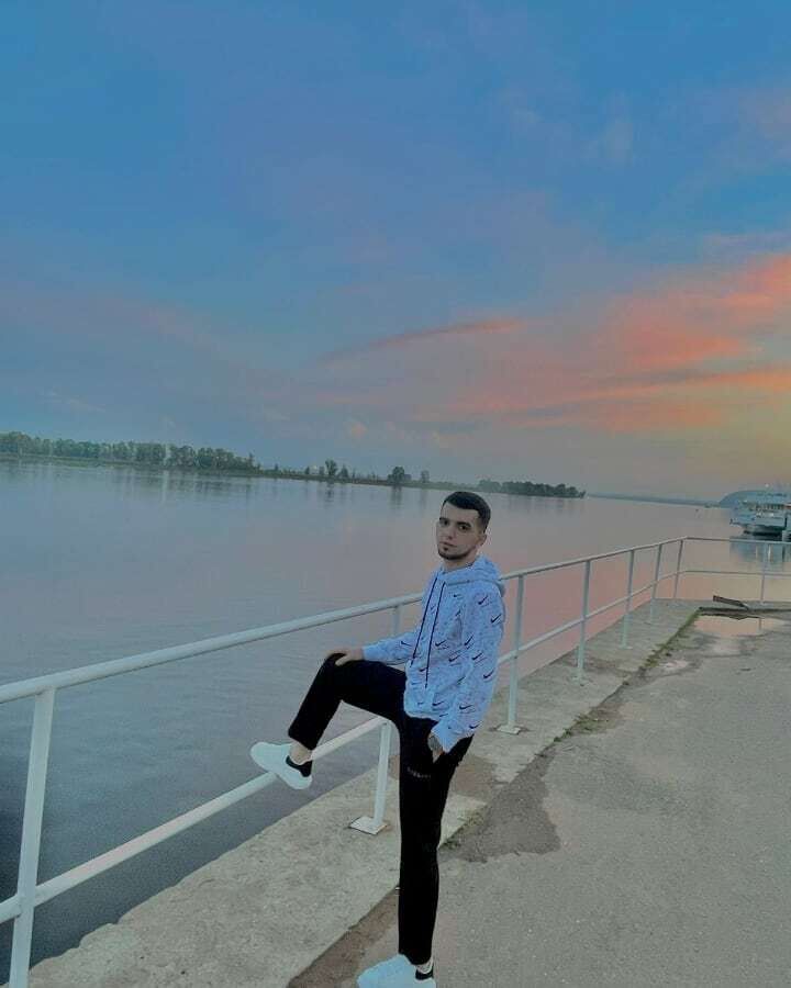  47758126  , 24 ,    