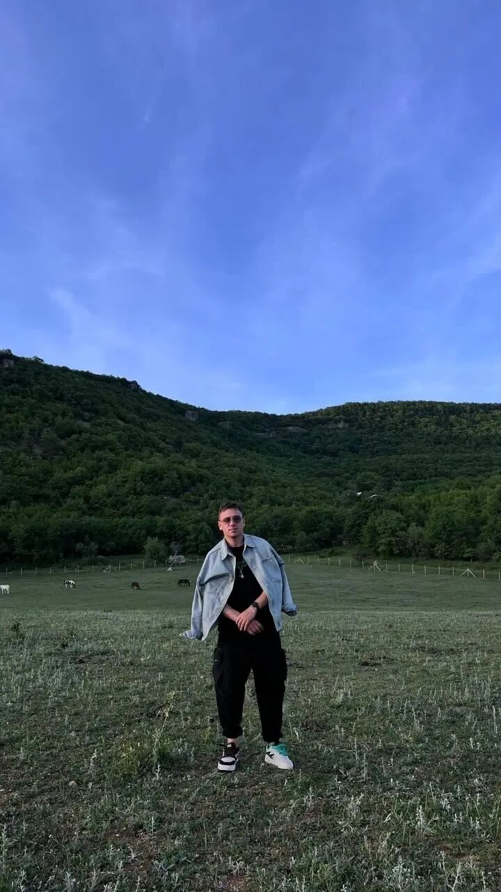  52870226  , 26 ,    New York City