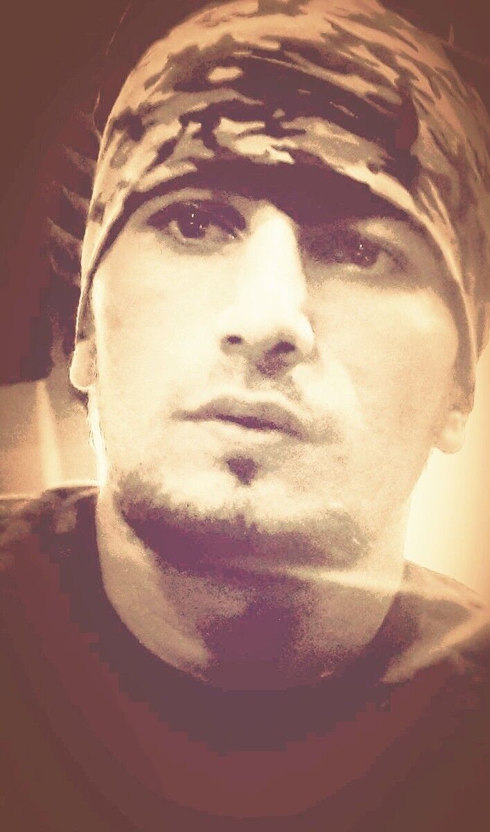  ,   Ruslan, 32 ,   ,   , c 