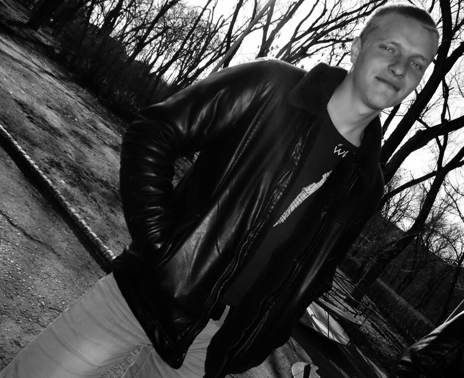  48118266  Vovka, 33 ,    