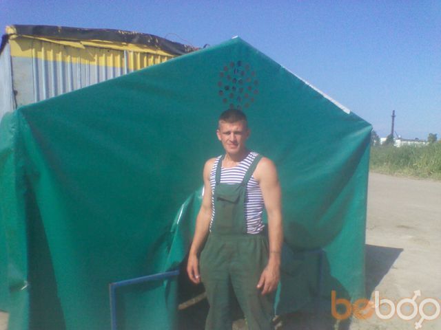 1105666  Viktor, 49 ,    