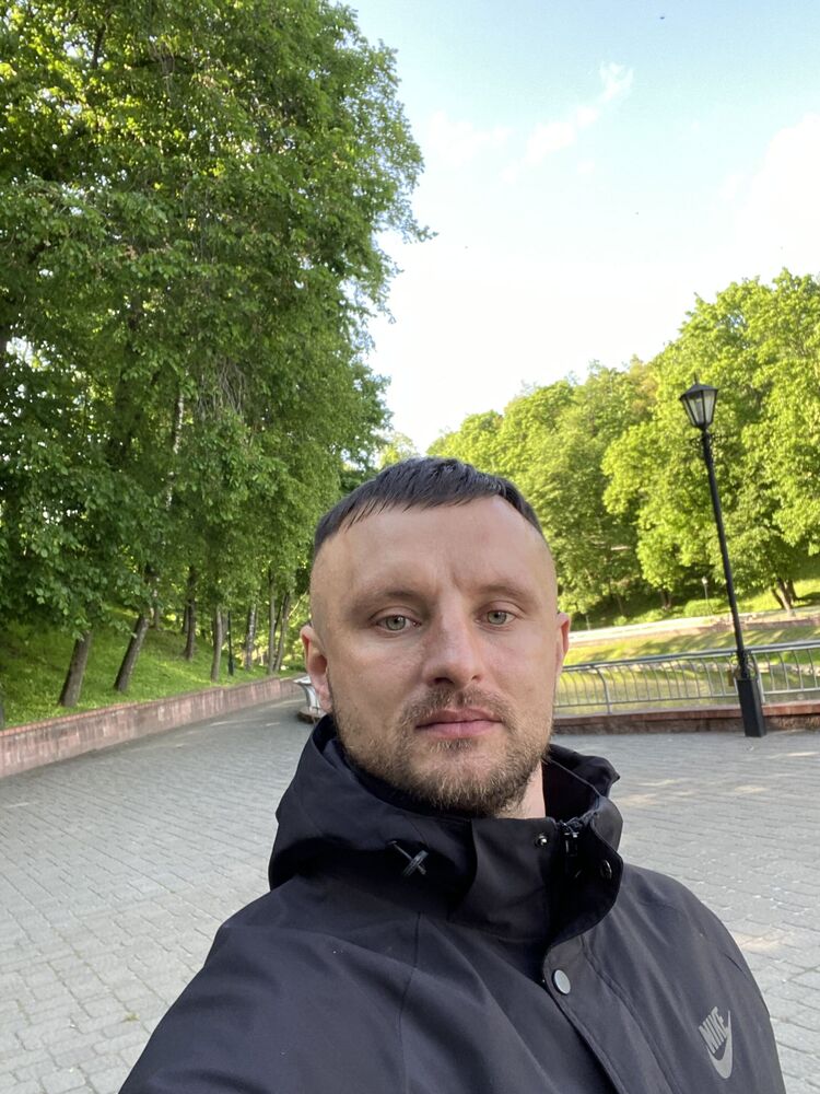  44267876  , 40 ,    -