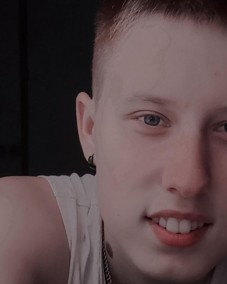  28065306  , 21 ,    