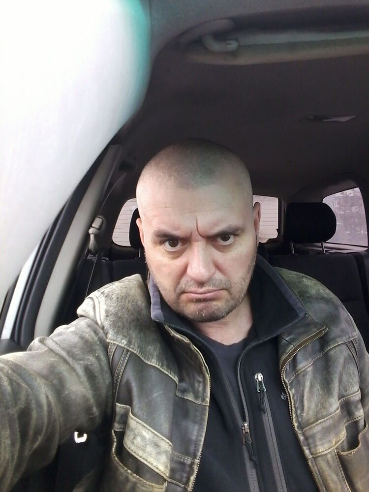  15061796  Vadim, 48 ,    