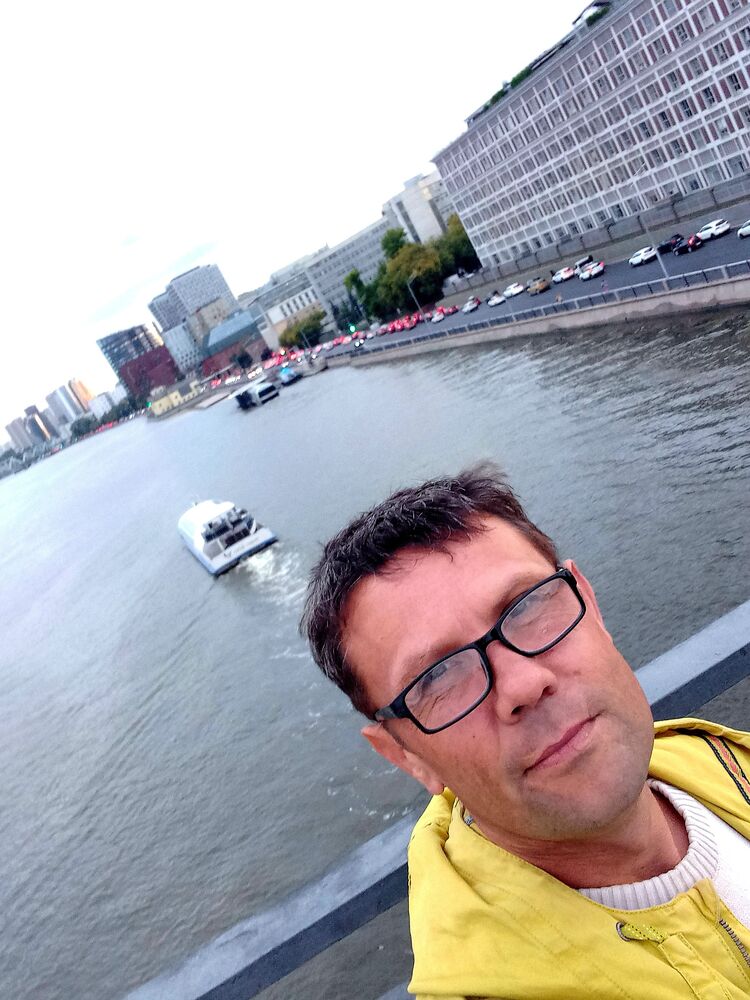 53432386  Oleg, 40 ,    