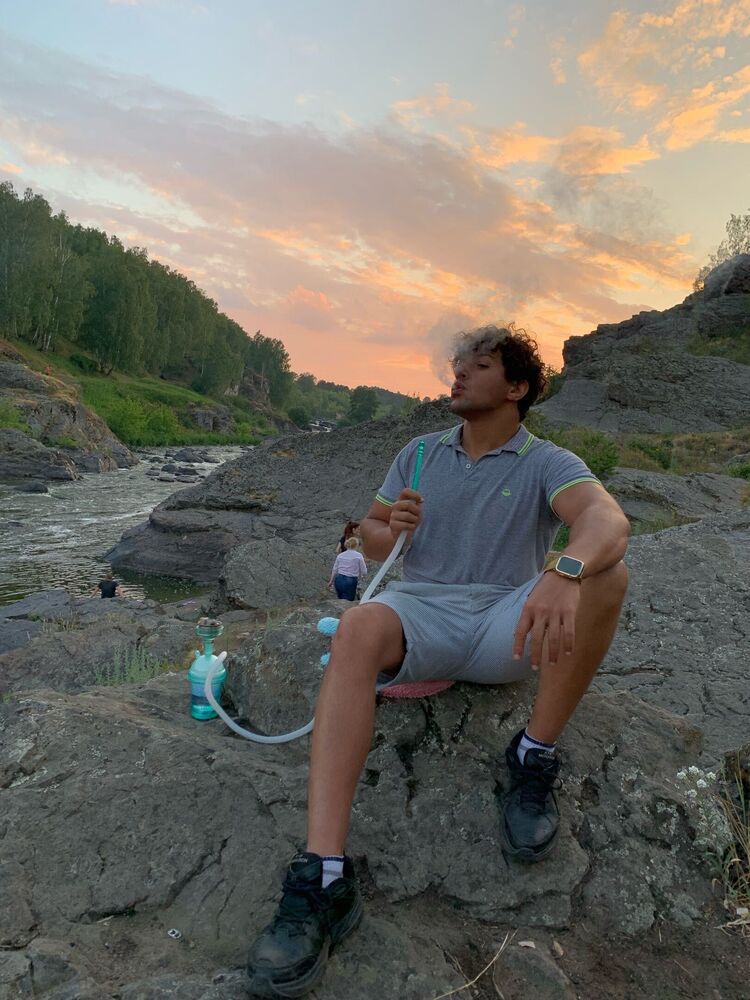  53241976  Dr, 26 ,    -