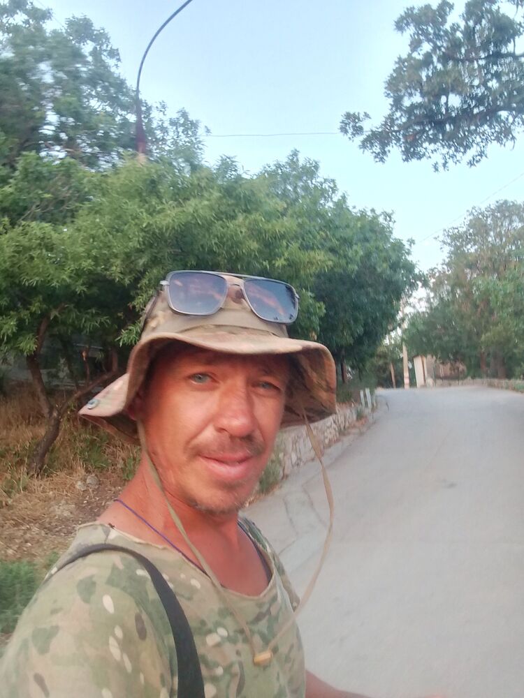  45242766  Nikolay, 41 ,    