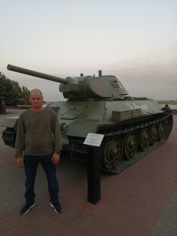  44898456  , 39 ,    