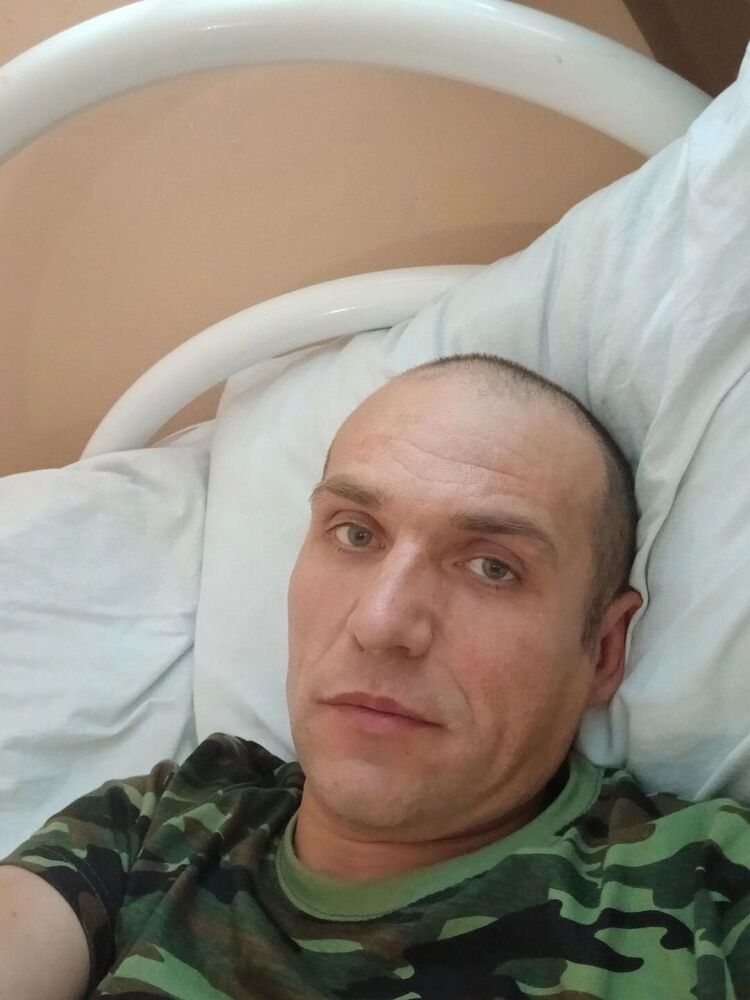  49725206  , 42 ,    