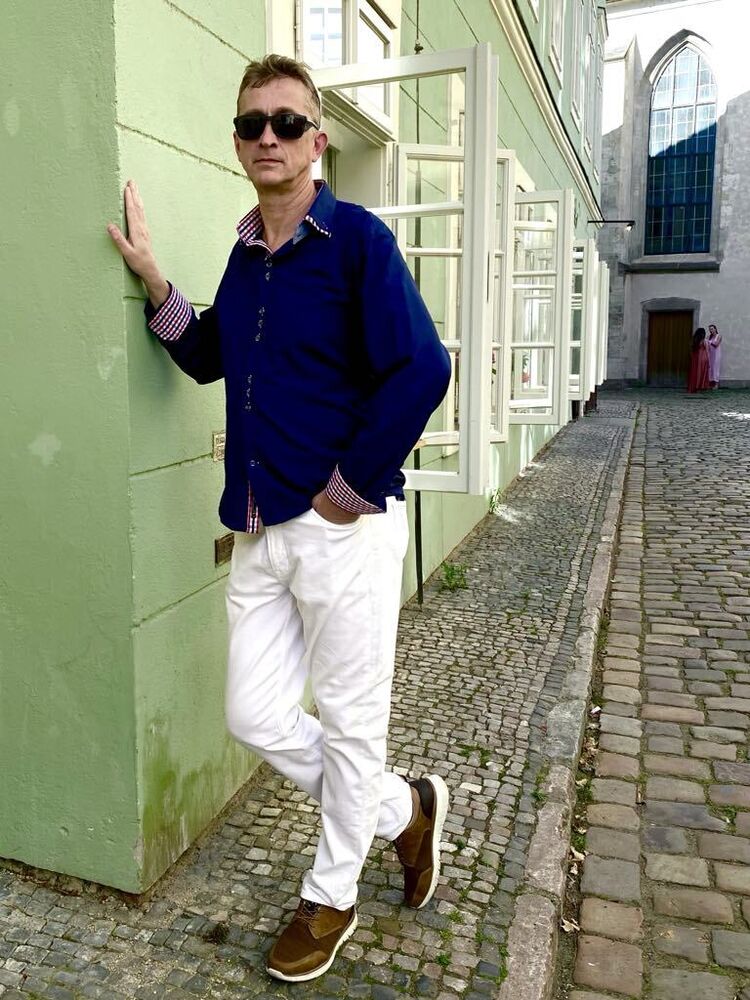  52297656  Dmitry, 49 ,    Praha