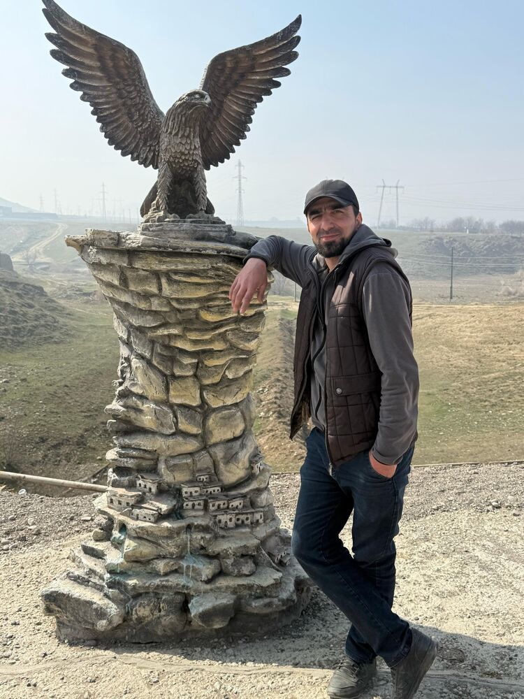  ,   Gadzhi, 43 ,   ,   