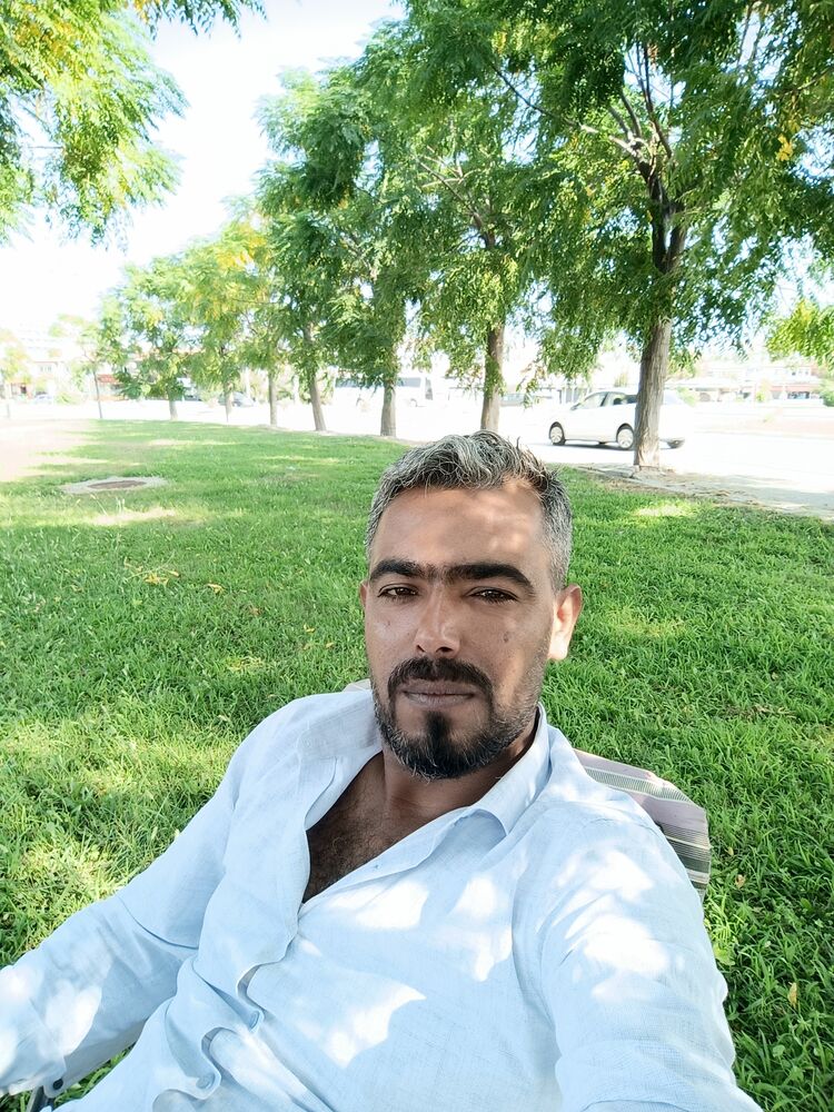  37921796  Ahmet, 35 ,    