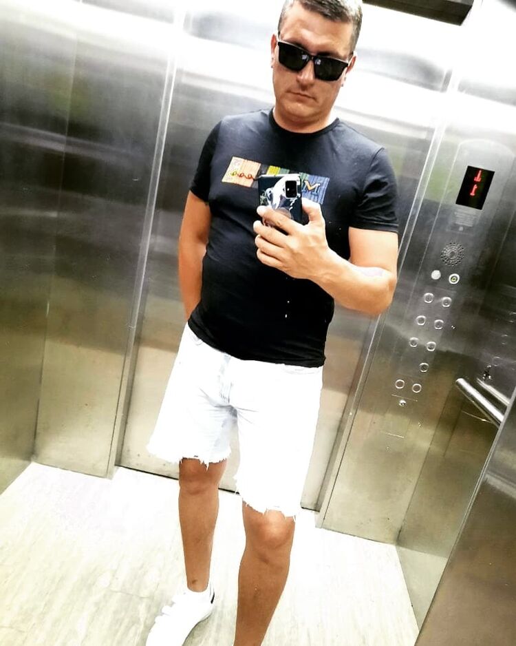  28088206  , 39 ,    