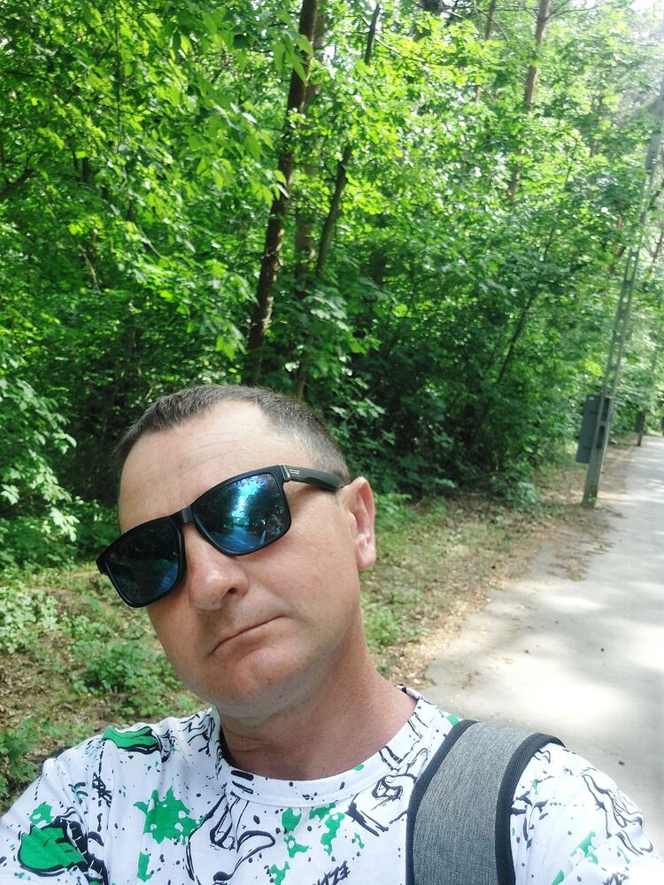  46084006  Toha, 38 ,    Bialobrzegi