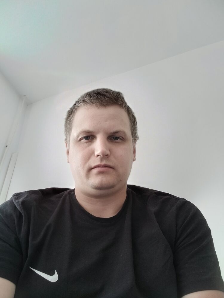  44179486  , 32 ,    