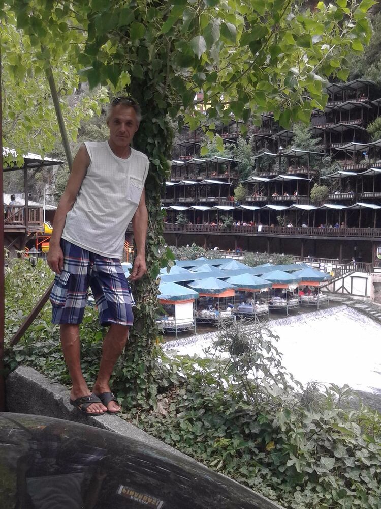  45797876  SERGEI, 54 ,    