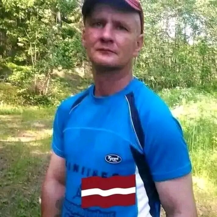  39456646  VLADISLAVS, 46 ,    