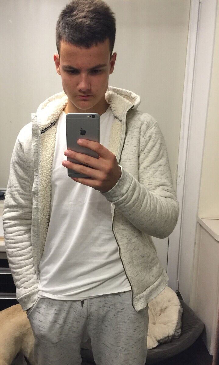 ���� 21407496 ����� �����, 23 ����, ���� ���������� � �����