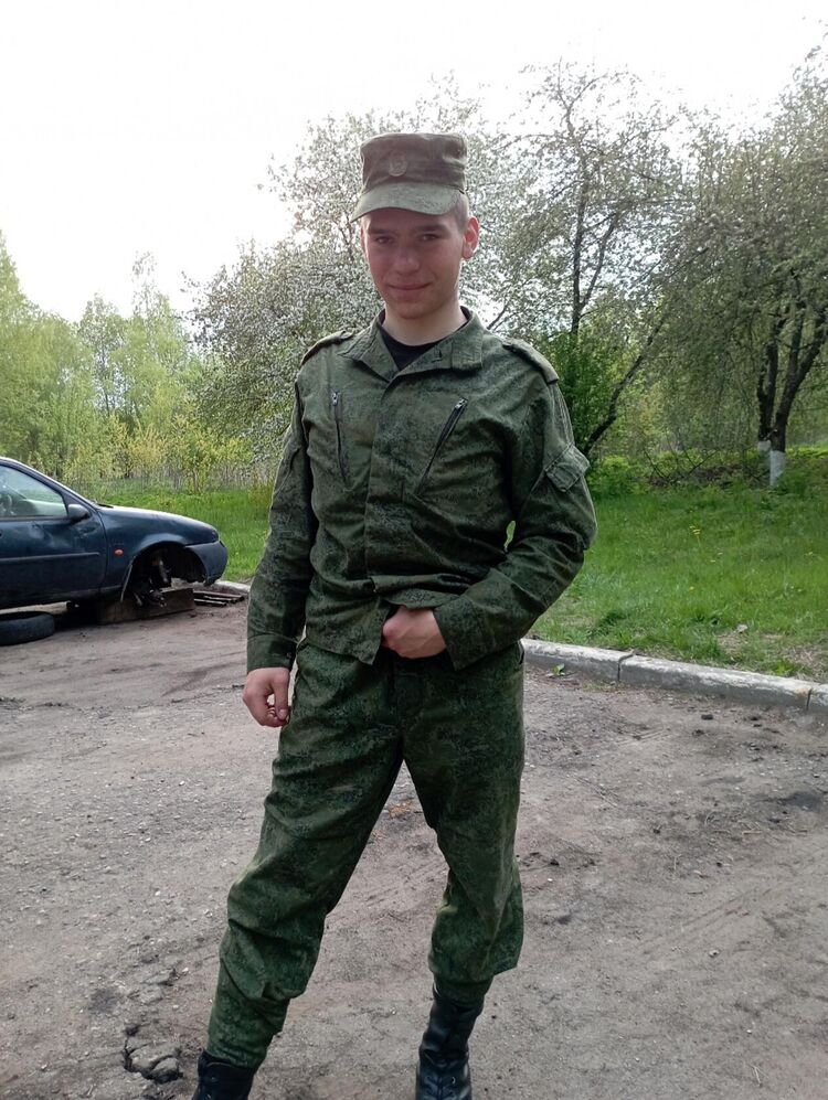  28493616  Nikita, 24 ,    