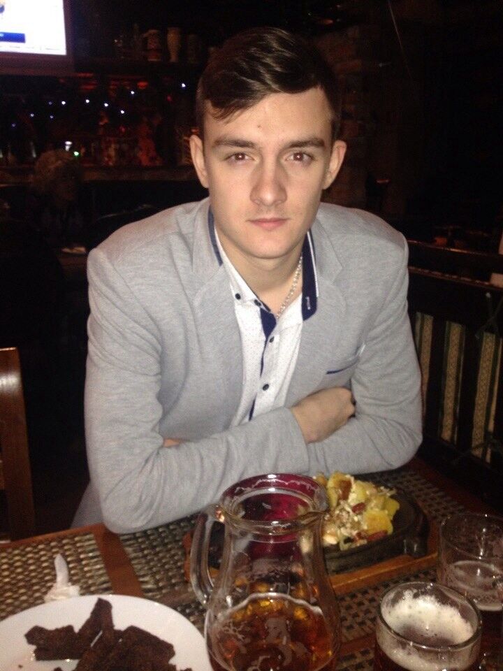  7192296  Pavel, 31 ,    