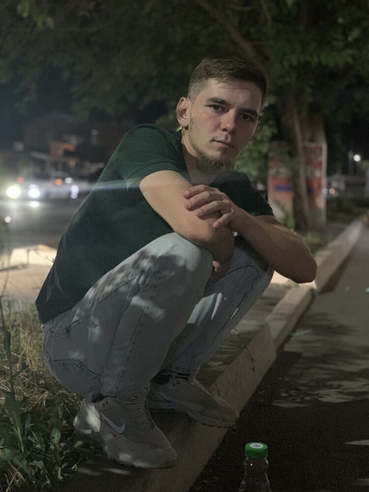  45792856  , 21 ,    