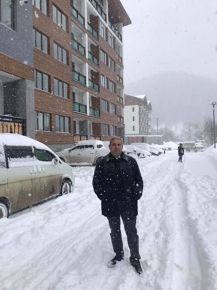  22301766  Giorgi, 51 ,    