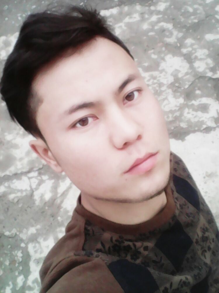  8946486  Sako, 31 ,    