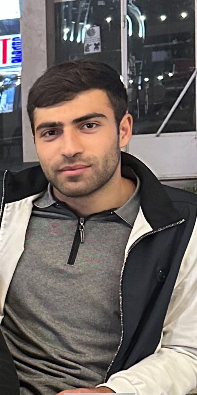 ���� 50220206 ����� Hrach, 22 ����, ���� ���������� � ������